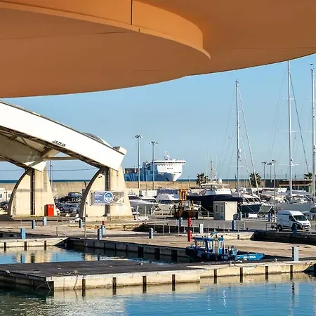 Luna Rossa - Waterfront